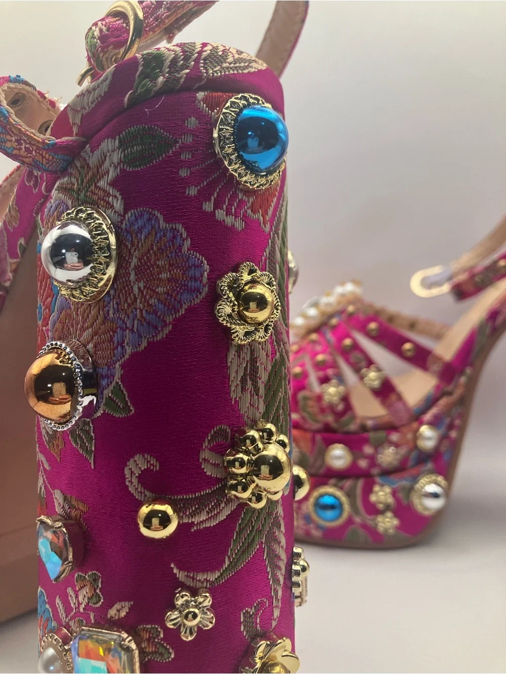 Fuchsia Embellished Platform Sandals with Floral Jacquard
